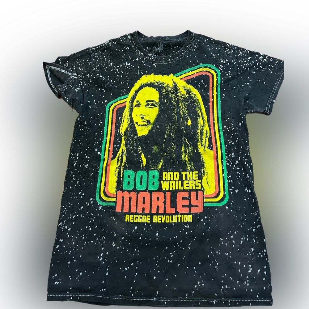 Zion Rootswear Bob Marley and The Wailers Reggae Revolution T-shirt